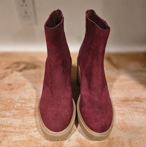 EUC Dolce Vita Waterproof Burgundy Suede Lug Sole Boots